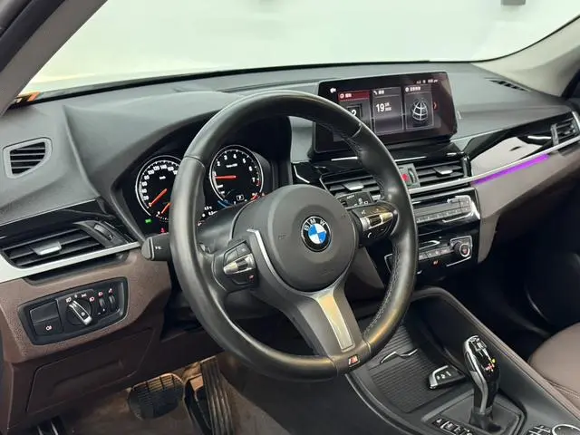BMW BMW X1 sDrive25Li leading type