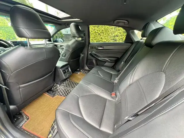 TOYOTA Asian dragon 2.0L Deluxe Edition Country VI