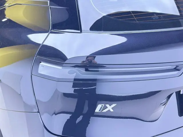 BMW BMW iX xDrive40