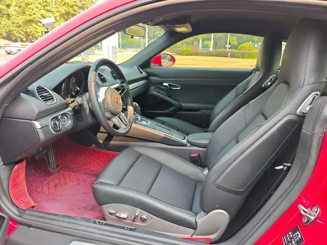 Porsche Porsche 718 Cayman 2.0T