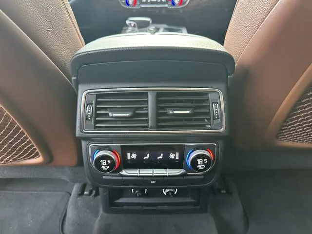 Audi Audi Q7 55 TFSI S line sporty
