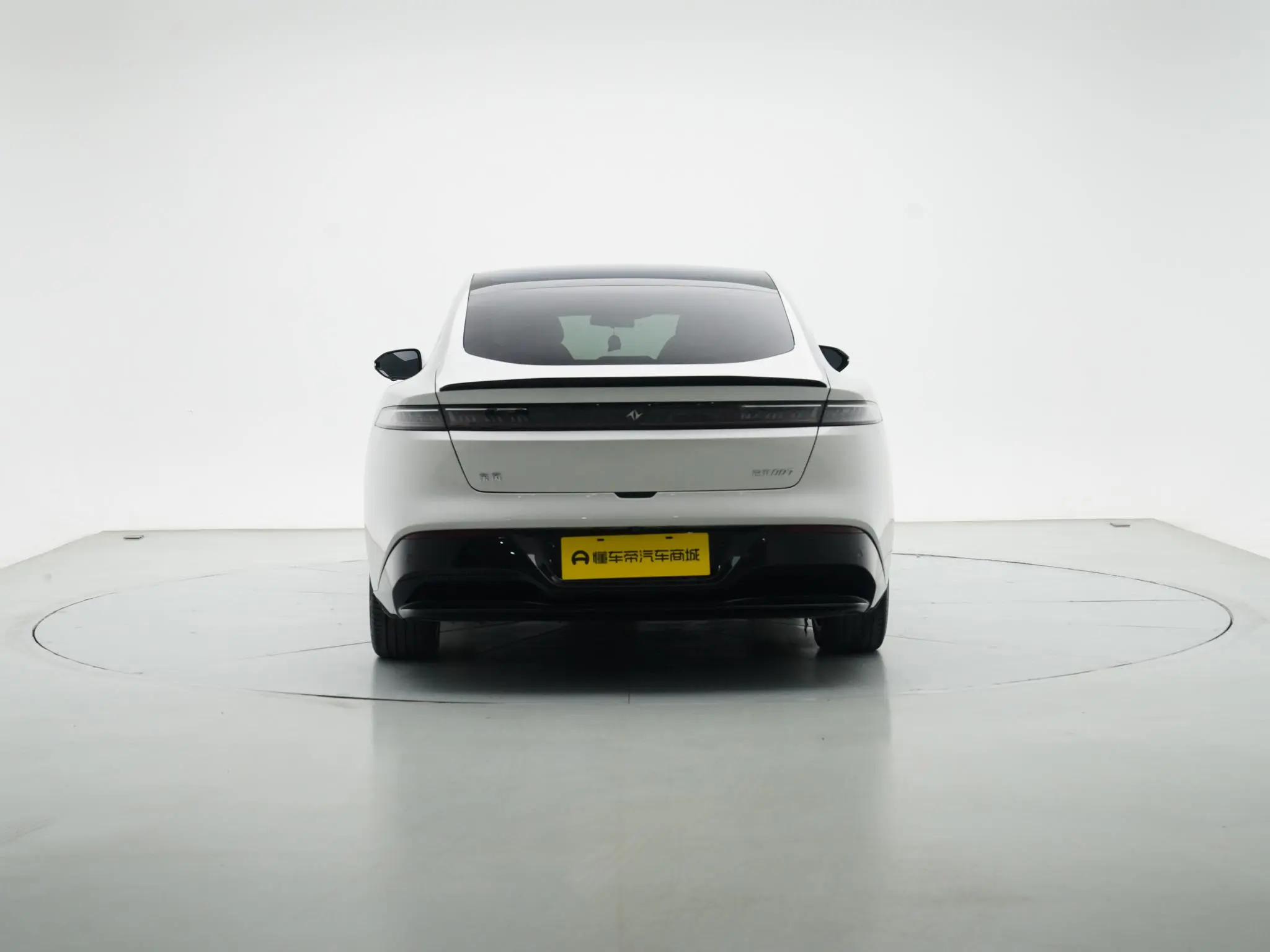 Dongfeng eπ eπ007 Pure electric 530Pro version