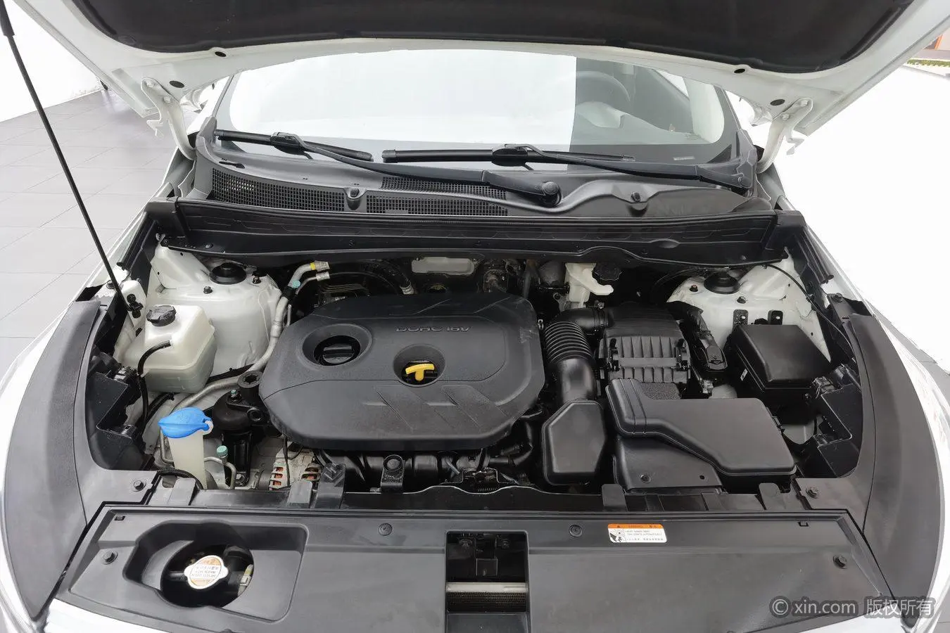 Kia Smart running 2.0L automatic two-wheel drive version GL