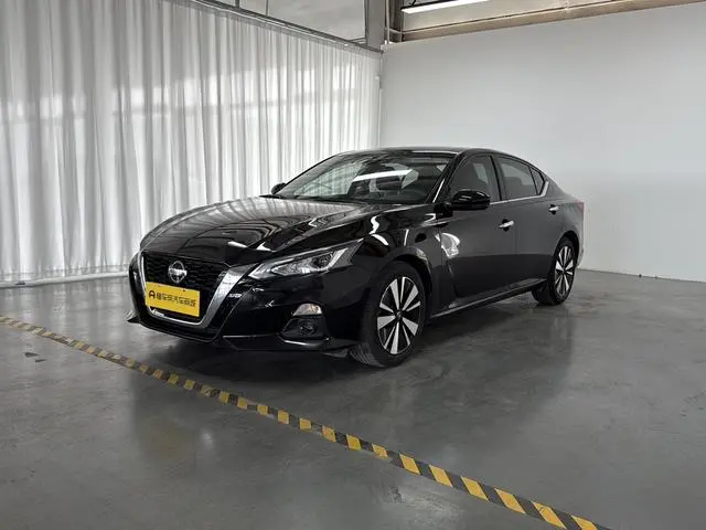 Nissan Teana 2.0 L XL Upper Smart Travel Edition