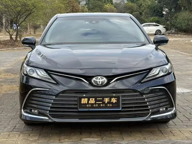 TOYOTA Camry 2.5G Deluxe Edition
