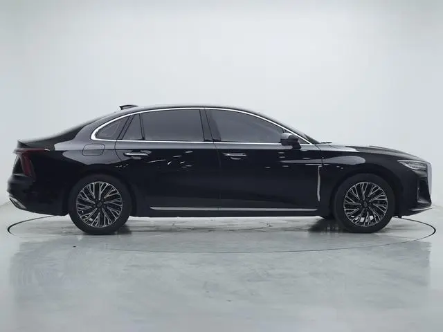 Hongqi Hongqi H5 2.0T Automatic Zhilian Qichang Version
