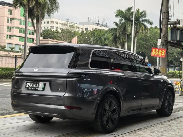Li Auto Ideal L9 Max version