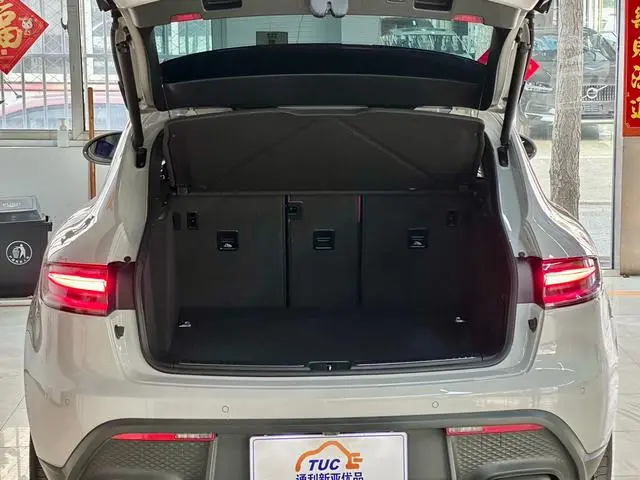 Porsche Macan Macan 2.0T