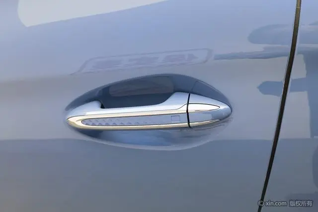 Hongqi Hongqi HS5 2.0T four-wheel drive flag collar Pro version
