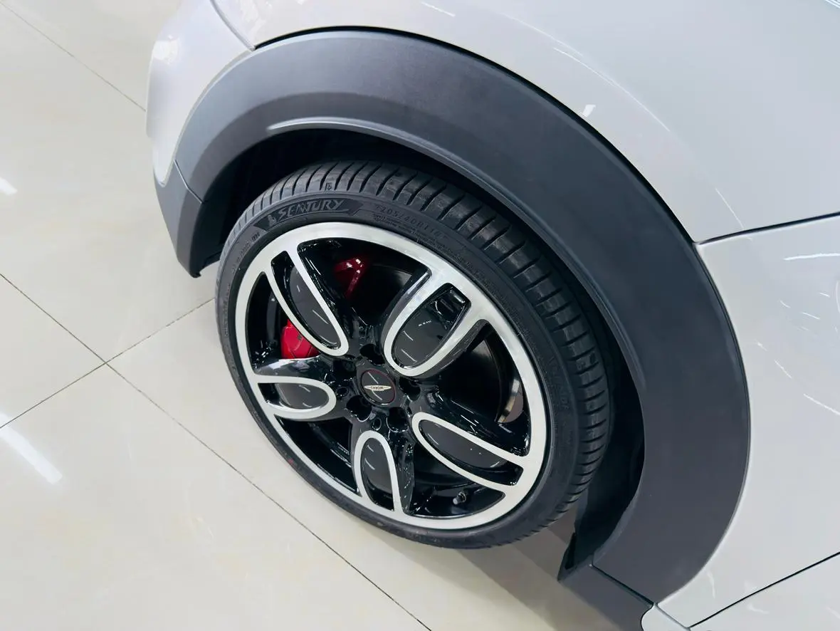 MINI MINI JCW 2.0T JOHN COOPER WORKS