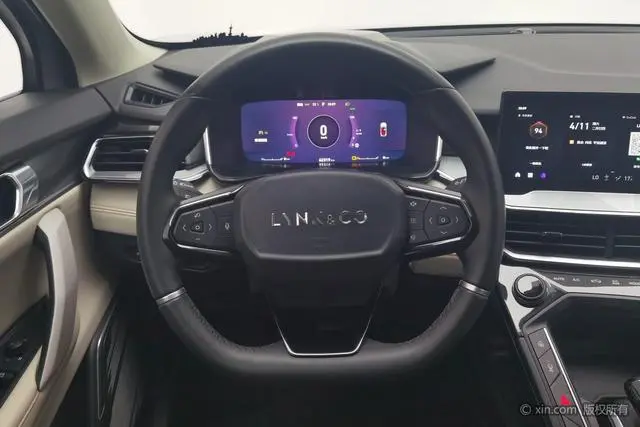 LYNK & CO Lynk & Co. 06 EM-P 84KM battery life version Pro