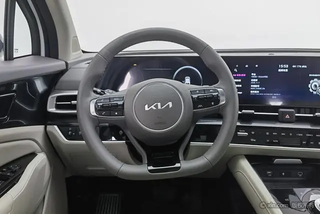 Kia Lion Platinum expands the world 1.5T two-wheel drive Premium edition