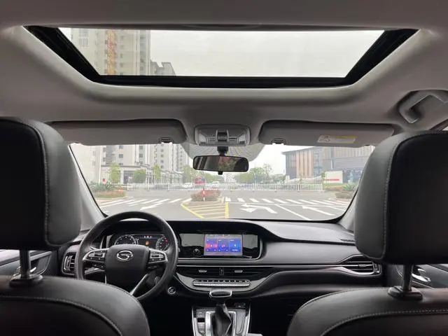 GAC Trumpchi M6 270T Automatic Deluxe Edition 7 seats