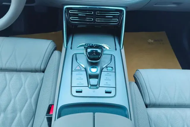 BYD Tang DM Smart driving version DM-i 115KM flagship model