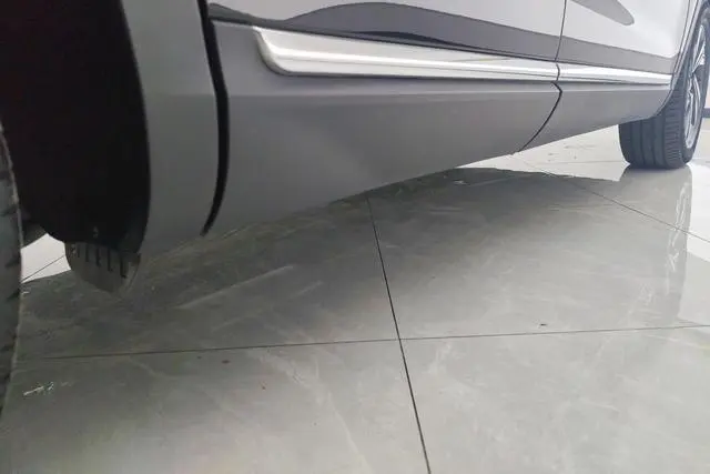 Hongqi Hongqi HS5 Facelift 2.0T Zhilian Flag Enjoy Edition