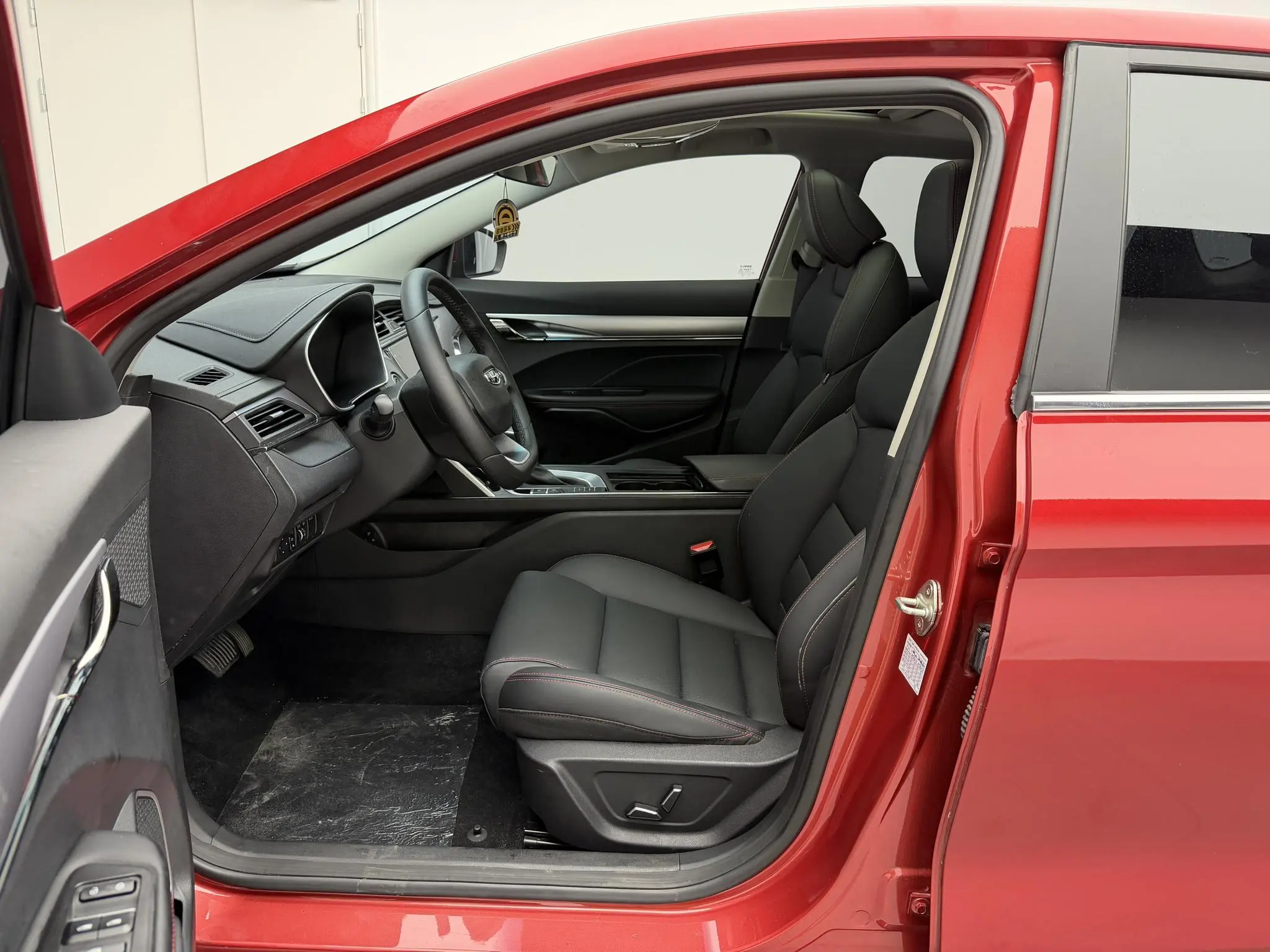 Geely Binrui 200T DCT Binzhi Edition