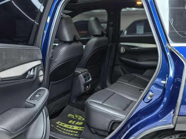 Infiniti Infiniti QX50 2.0T four-wheel drive Deluxe Edition