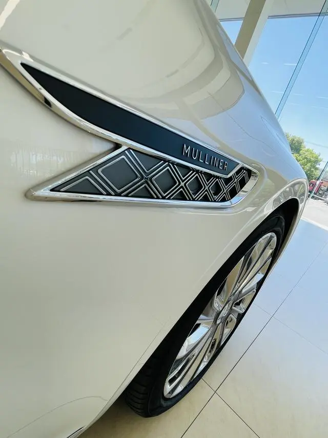 Bentley Flying Spur PHEV 4.0T V8 Mulliner