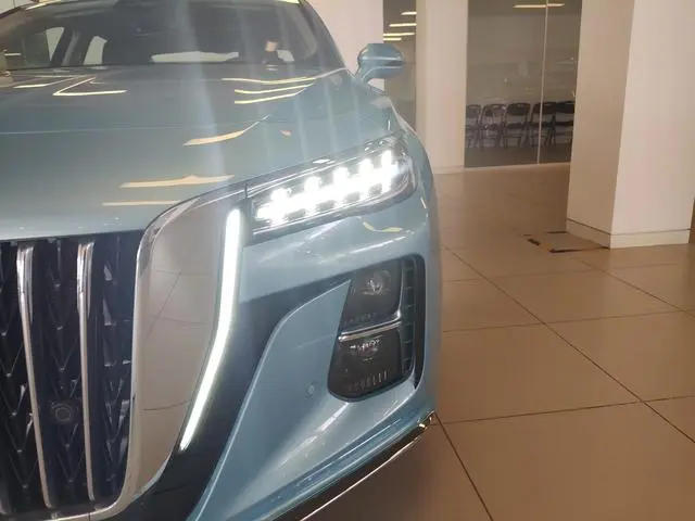 Hongqi Hongqi H5 1.5T HEV Zhilian Qichang Version