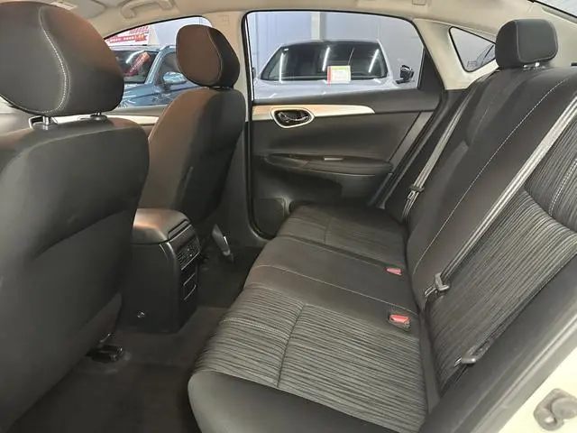 Nissan Xuan Yi Classic 1.6 XE CVT Comfort Edition
