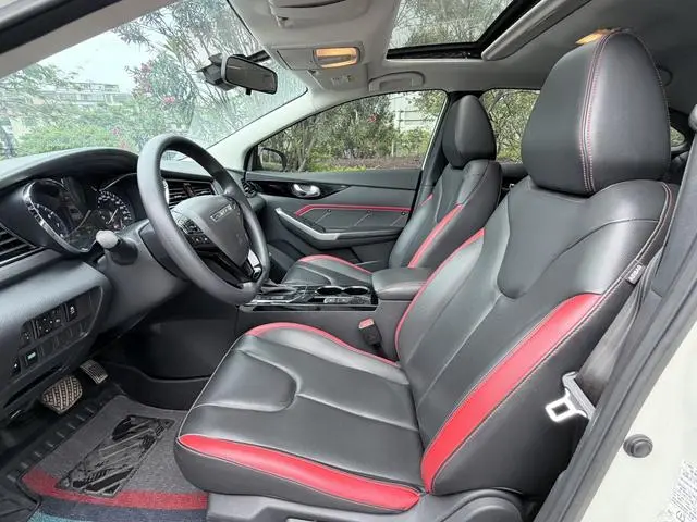 Venucia Qichen D60 1.6L XL CVT Zhilian Elite Edition (ISS)