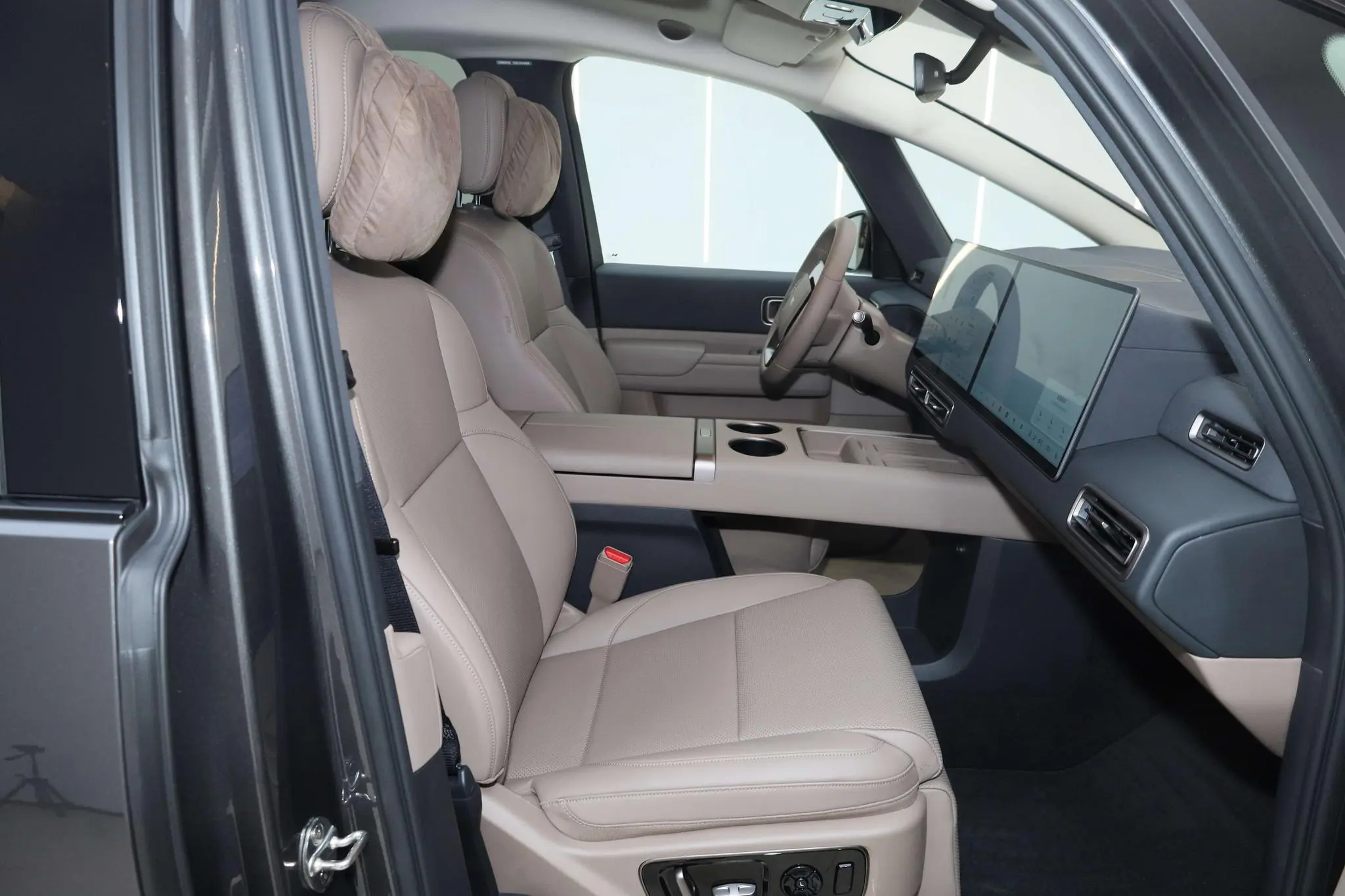 Li Auto Ideal MEGA Ultra Smart new version