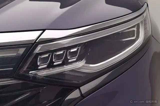 Roewe Roewe iMAX8 400TGI Supreme Series Extreme Edition