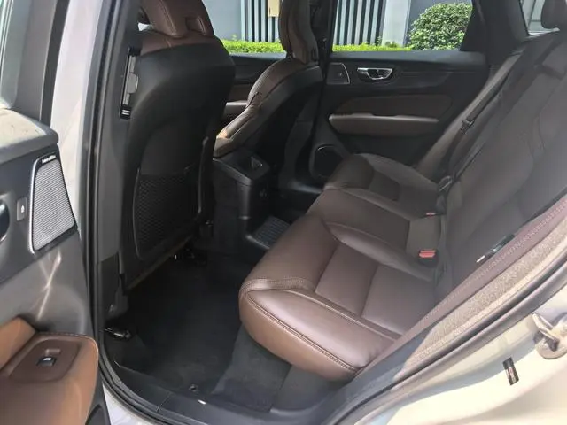 Volvo Volvo XC60 PHEV T8 four-wheel drive long battery life Zhiya Deluxe Edition