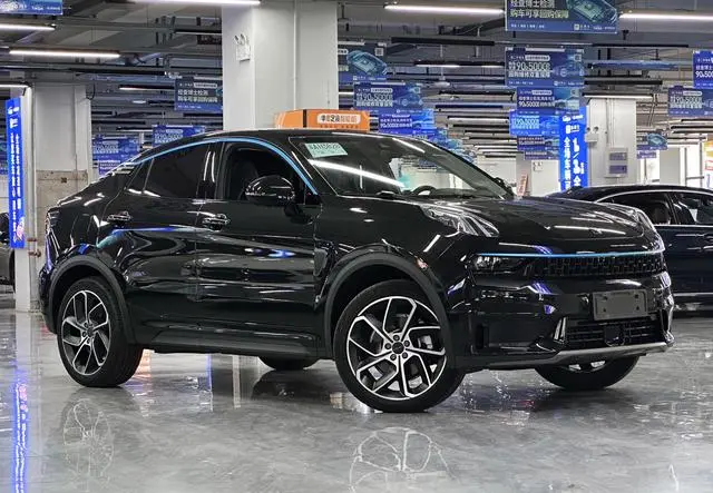 LYNK & CO Lynk 05 2.0TD two-wheel drive Halo