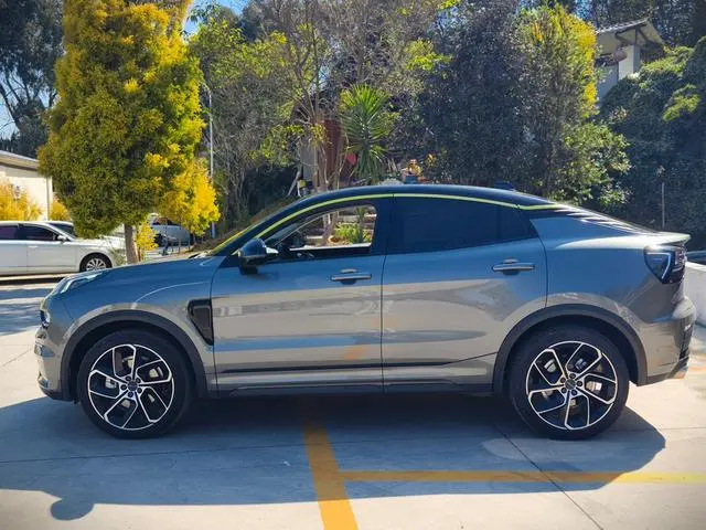 LYNK & CO Lynk 05 2.0TD two-wheel drive Halo