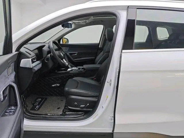 BYD Song Pro DM DM 1.5T four-wheel drive performance version flagship model