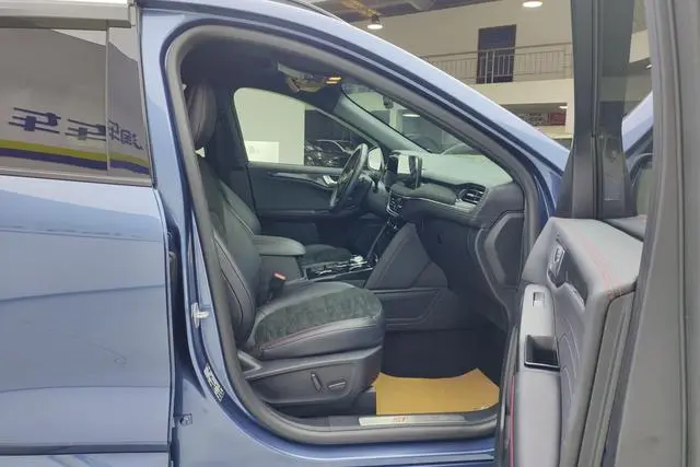 Ford Ruiji EcoBoost 245 four-wheel drive indulgence ST-LINE