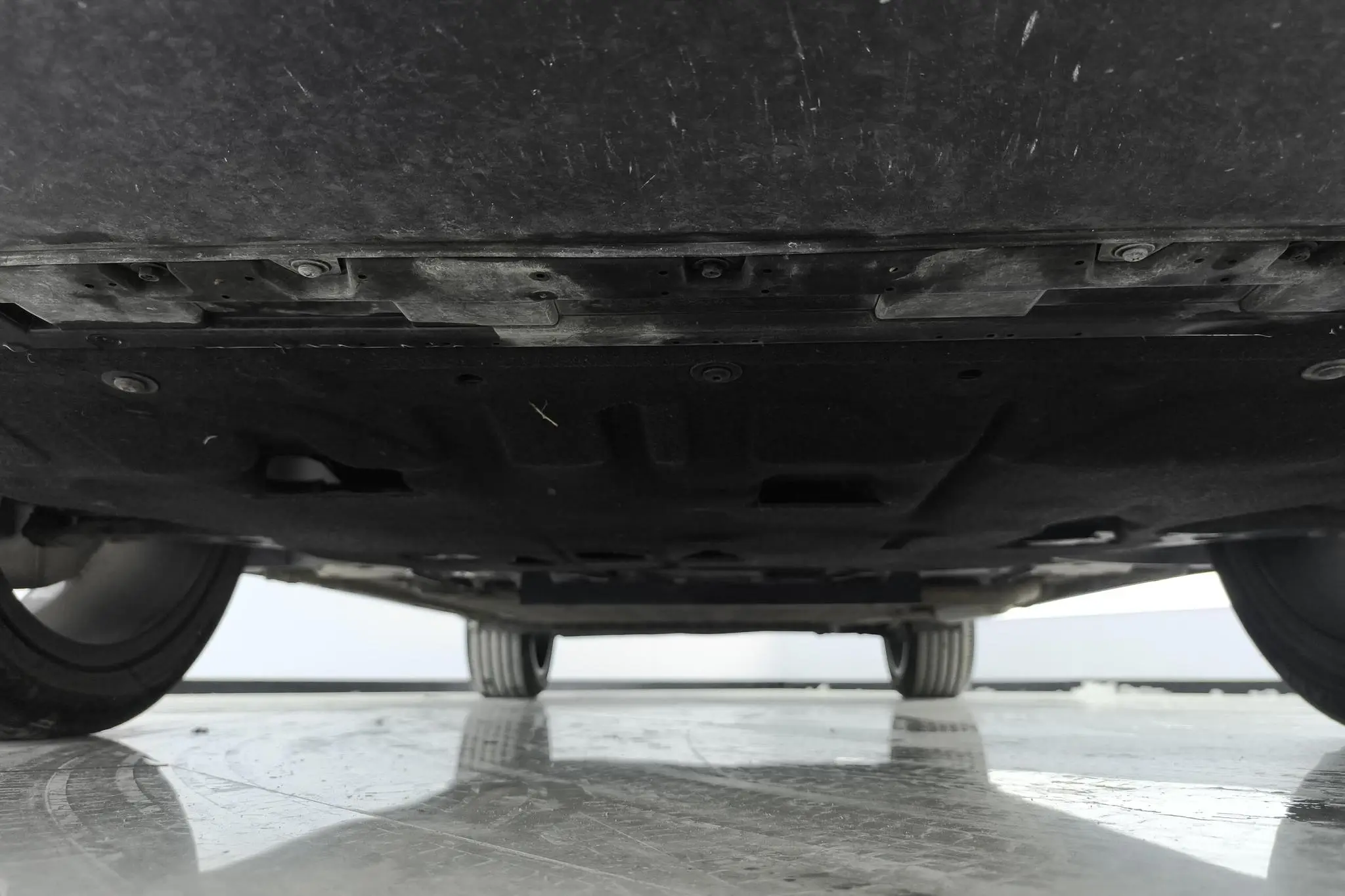 Geely Galaxy Galaxy L7 1.5L EM-i 115km Discovery+ version