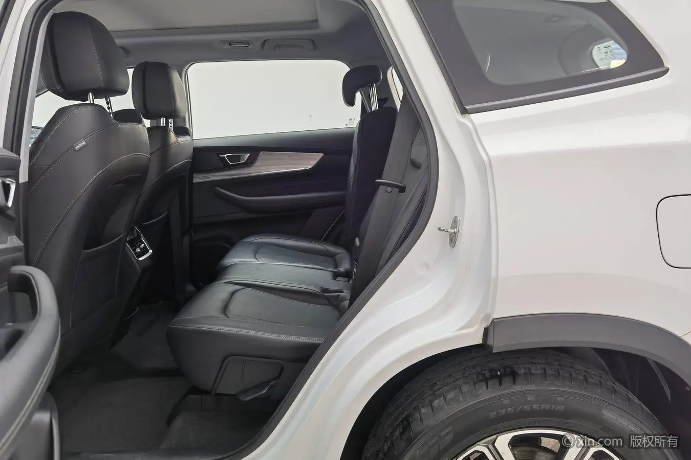 Chery Fulwin Tiggo 8 Kunpeng version 390TGDI automatic wind-by-wind version+