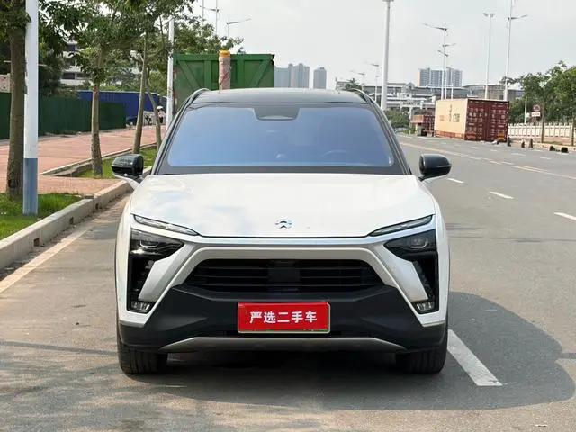NIO NIO ES8 580KM signature edition seven seats