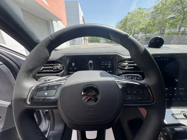 NIO Nio EC6 465KM sports version