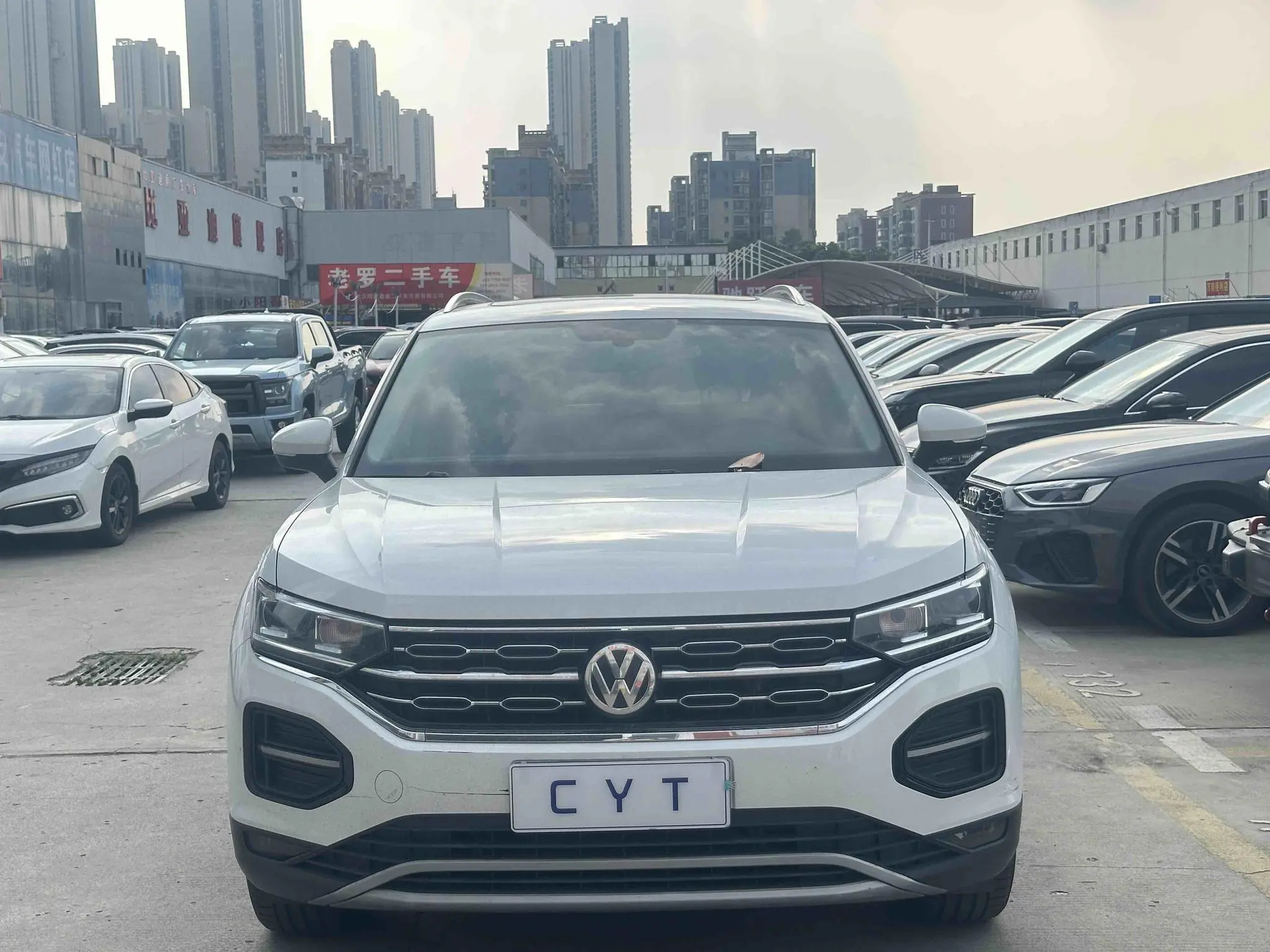 Volkswagen Tanyue 330TSI two-wheel drive luxury country VI