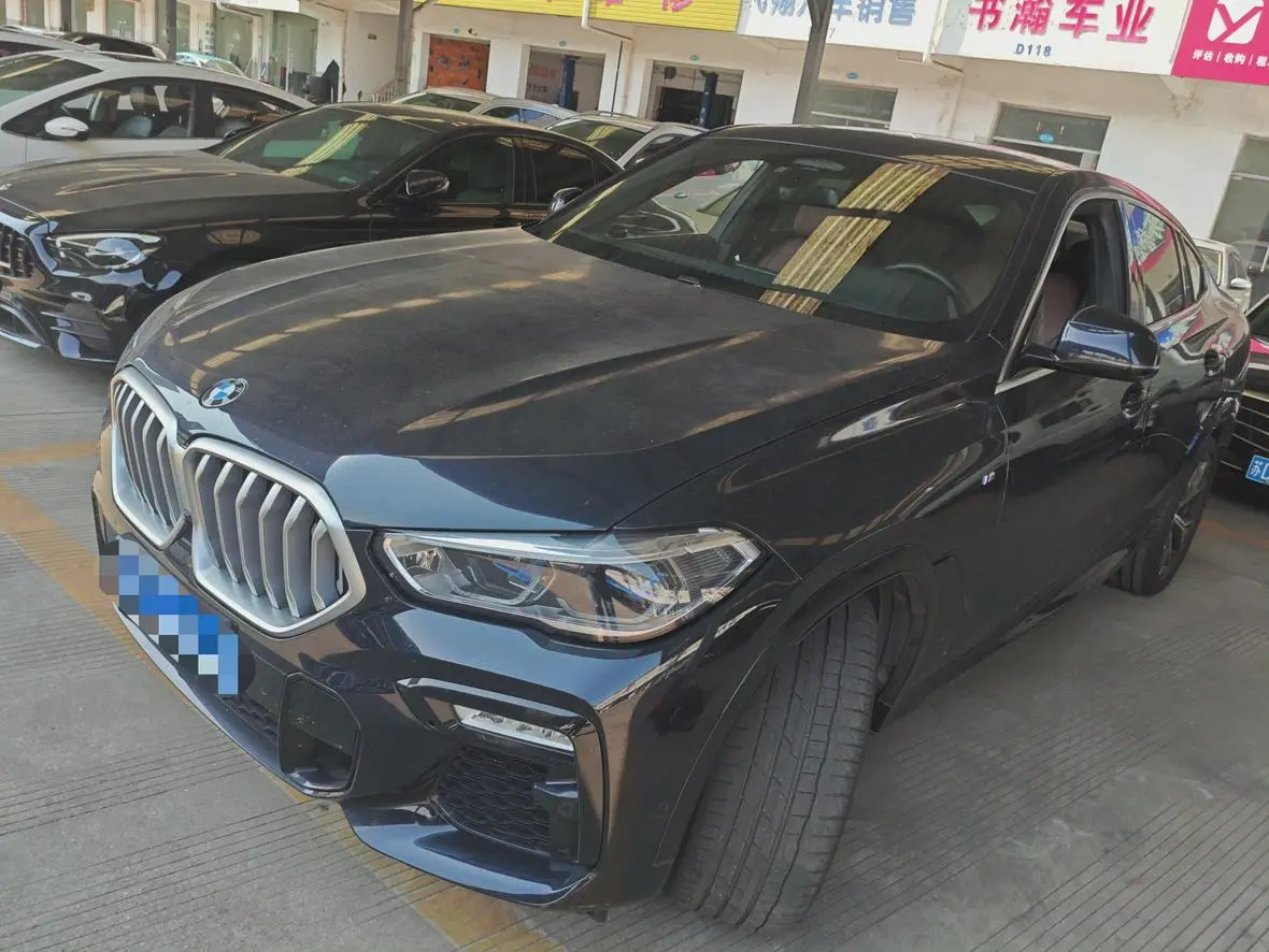 BMW BMW X6 xDrive40i Exclusive M Sports Suit