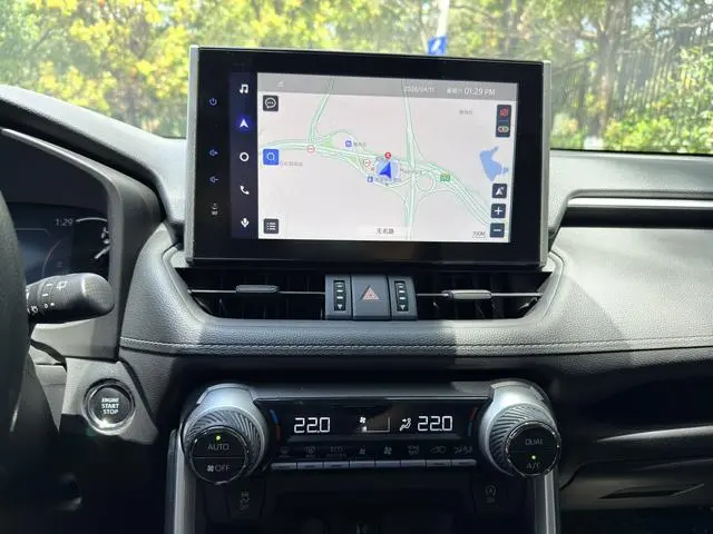 TOYOTA RAV4 Rongfang 2.0L CVT four-wheel drive fashion version