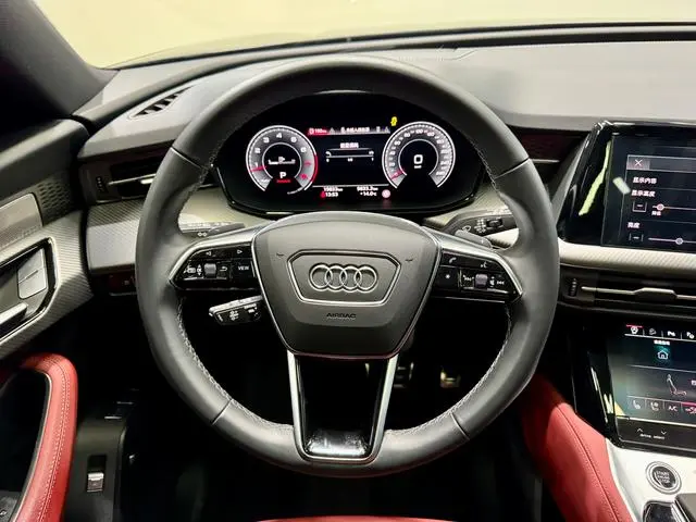 Audi Audi Q6 45TFSI quattro Black Samurai Edition Flying Riding Set 6 Seats