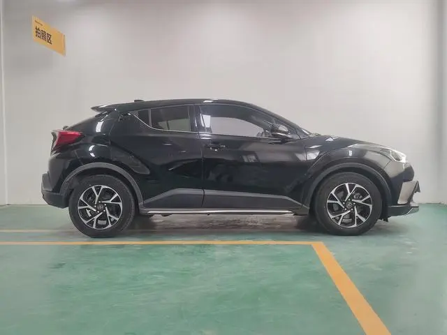 TOYOTA Toyota C-HR 2.0L leading skylight version country VI