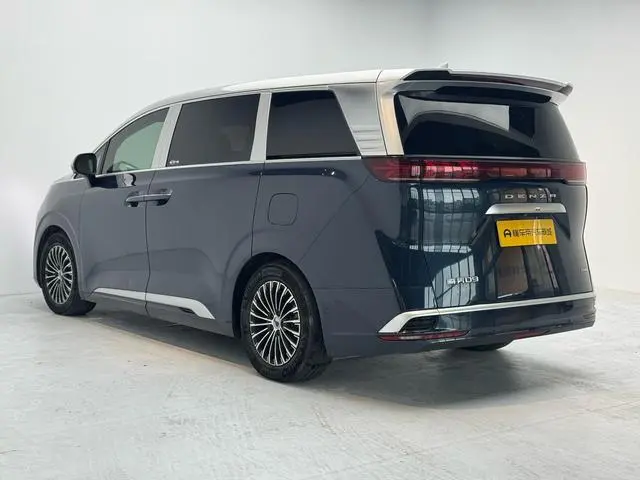 Denza Denza D9 EV 600 four-wheel drive flagship