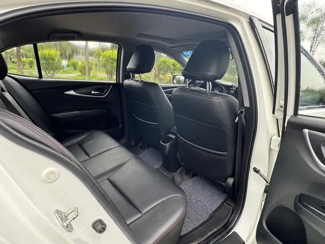 Honda Lingpai 1.8L CVT Deluxe Special Edition