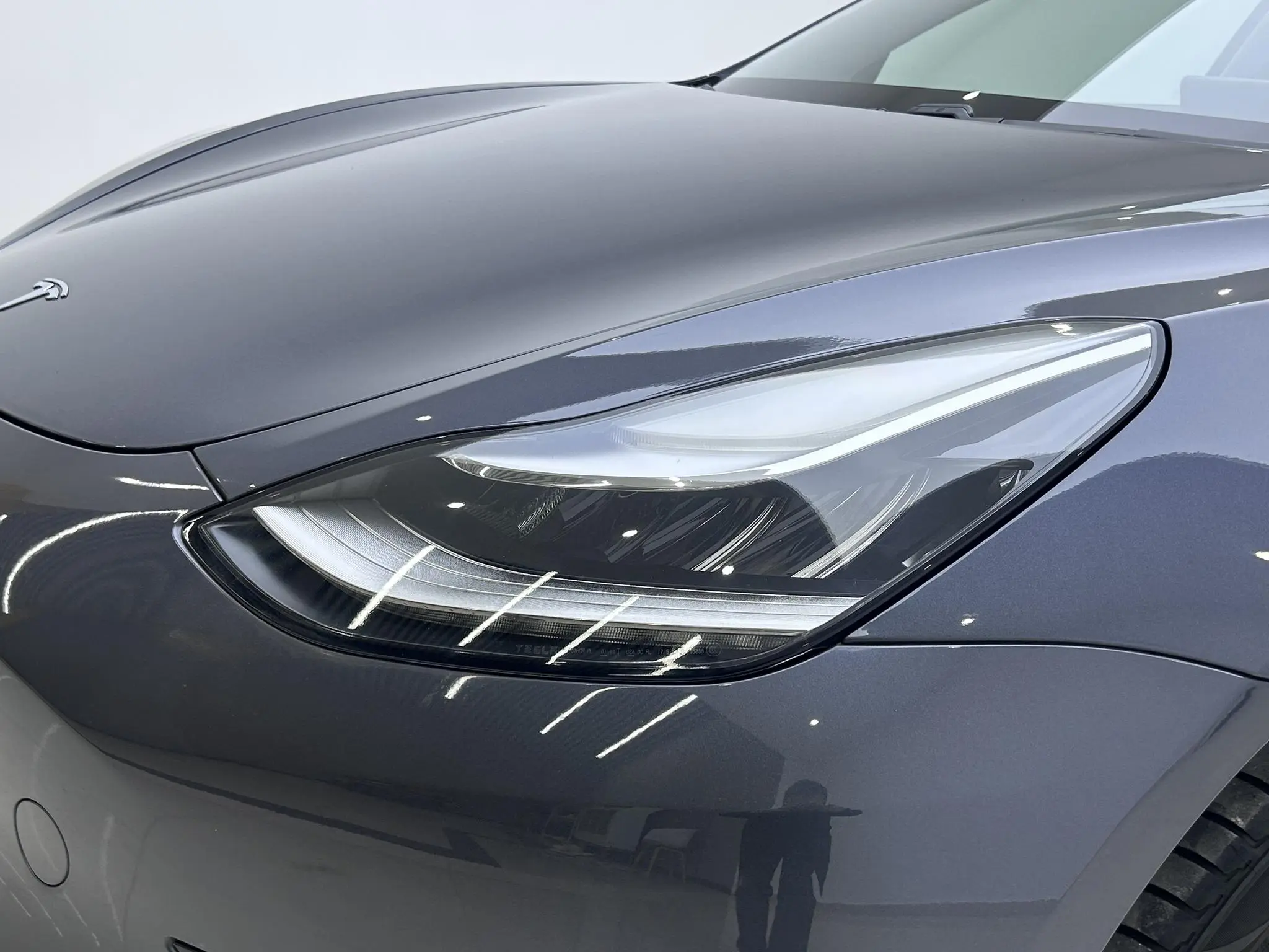 Tesla Model 3 Upgraded version of standard battery life rear drive