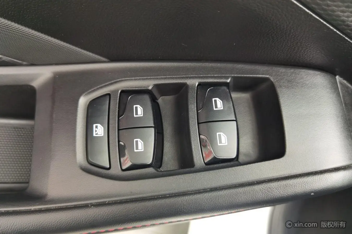 MG MG5 300TGI DCT Green Luxury Luxury Edition