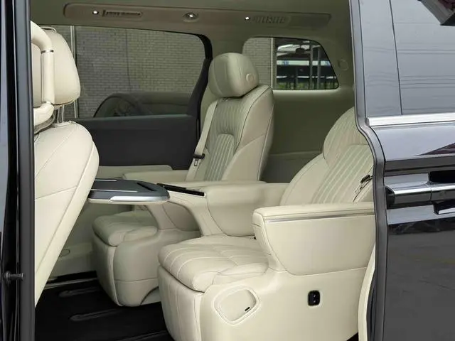 VOYAH Lantu Dreamer PHEV Four-wheel drive flagship Kunpeng Edition