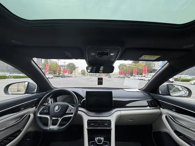 BYD Song PLUS DM DM-i 110KM two-wheel drive flagship PLUS