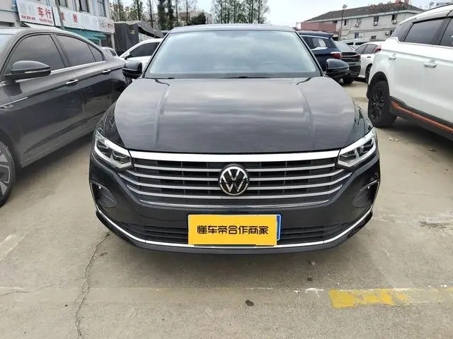 Volkswagen Lavida 1.5L automatic Full Yi version