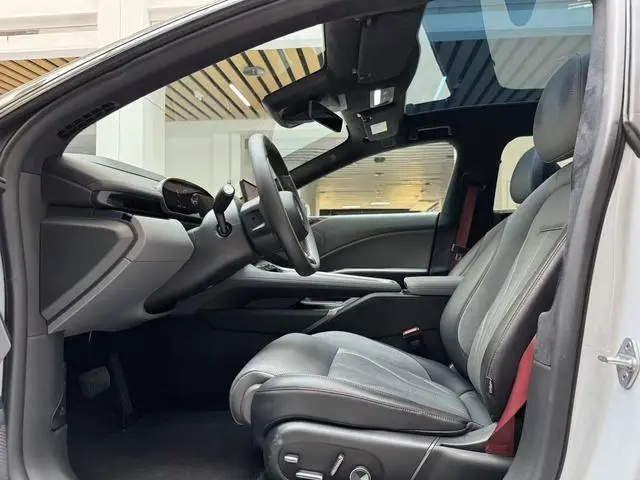 ZEEKR ZEEKR 007GT Four-wheel drive smart driving version 75kWh