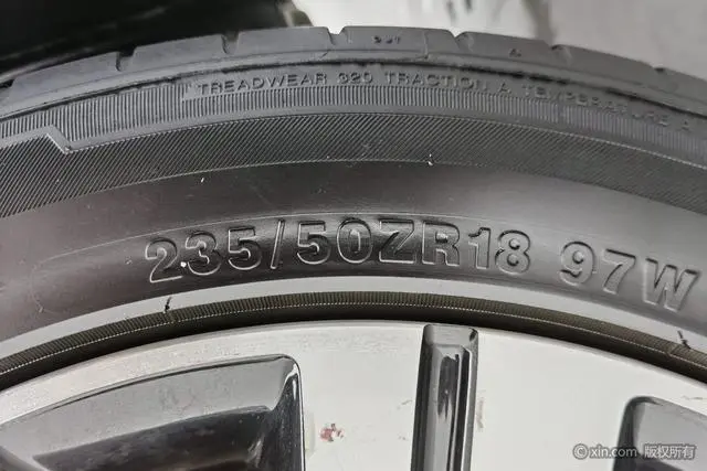 Roewe Roewe RX5 20T two-wheel drive automatic 4G interconnection platinum version